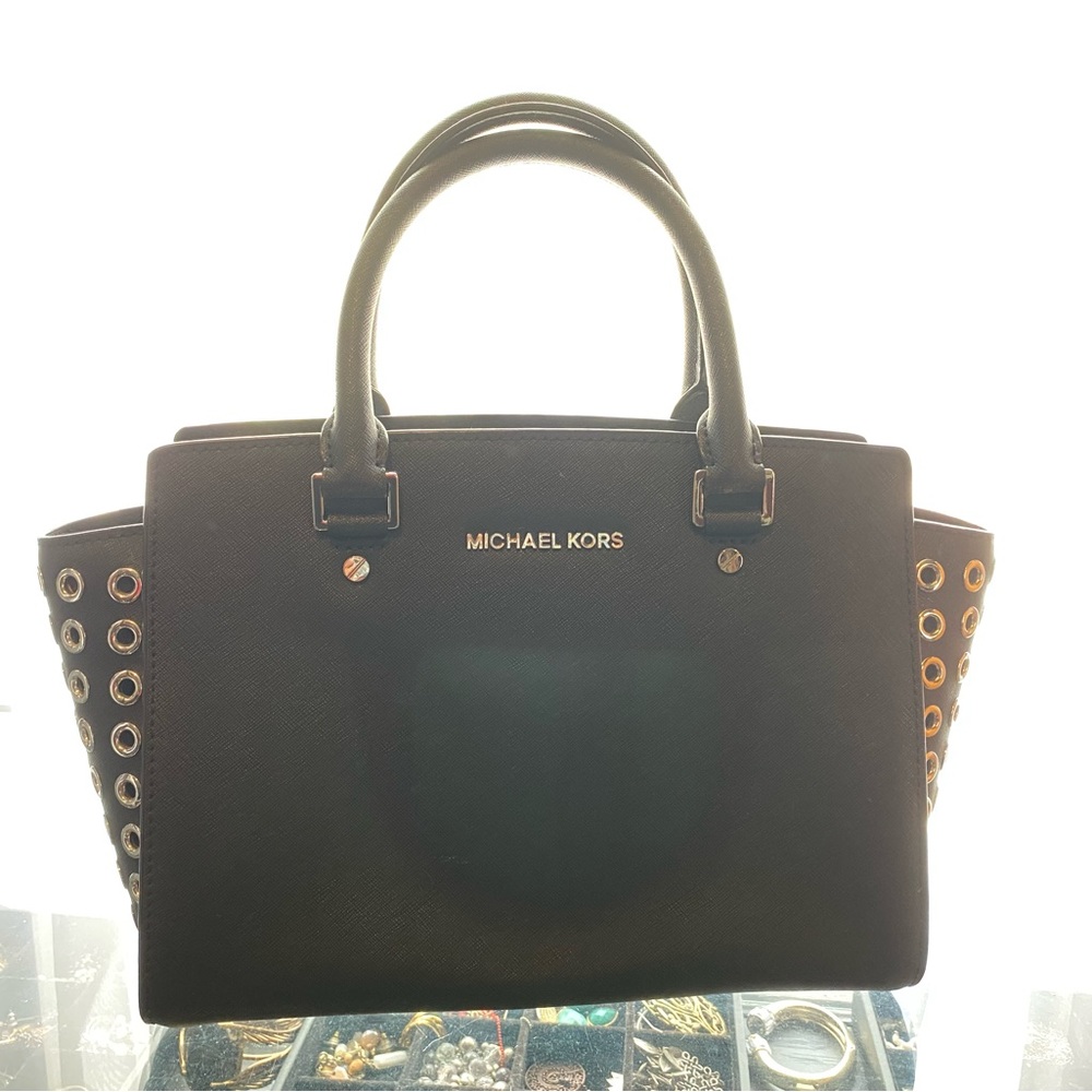 Michael Kors Selma Handbag